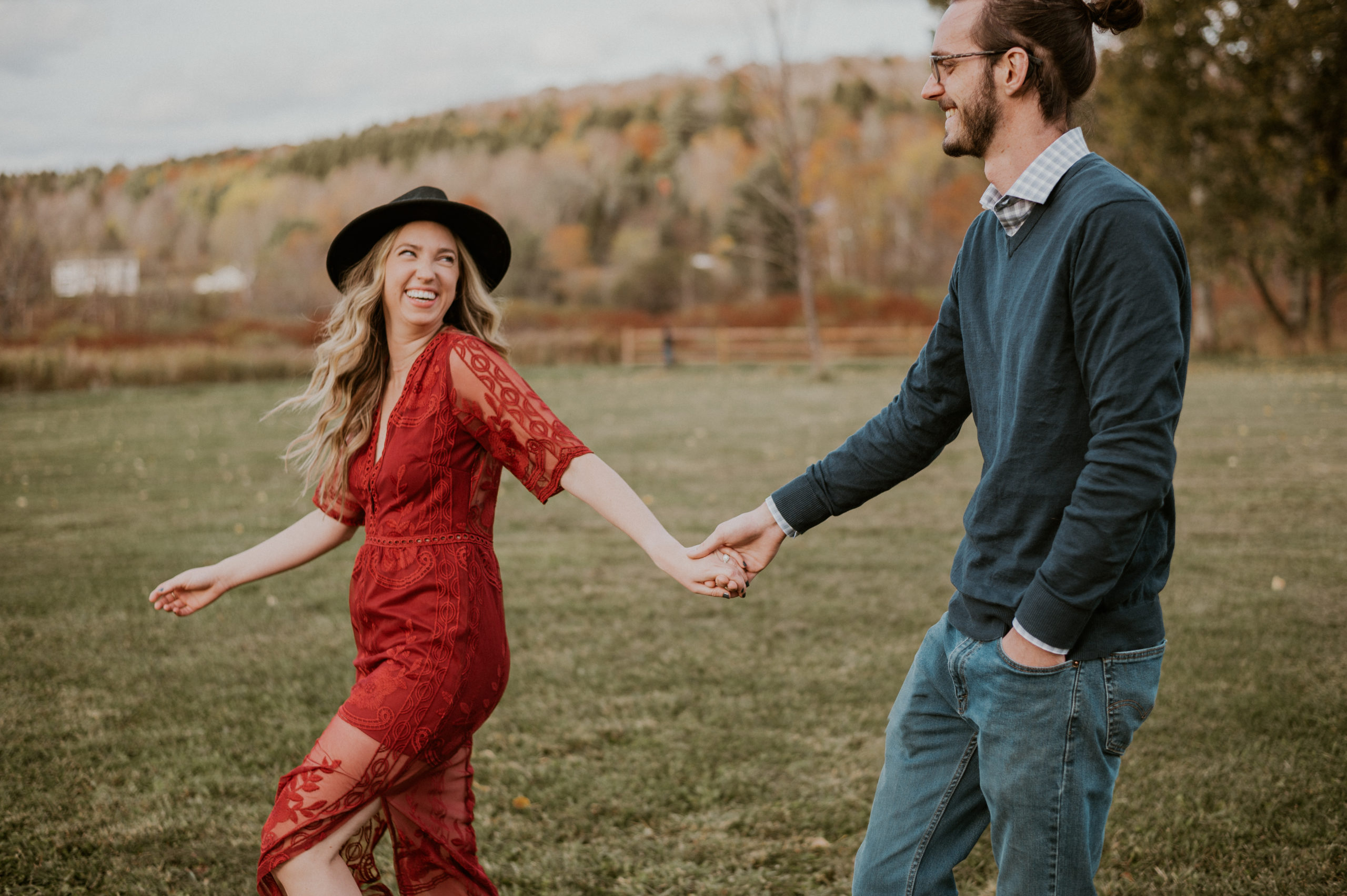 Fall engagement session in the Catskills